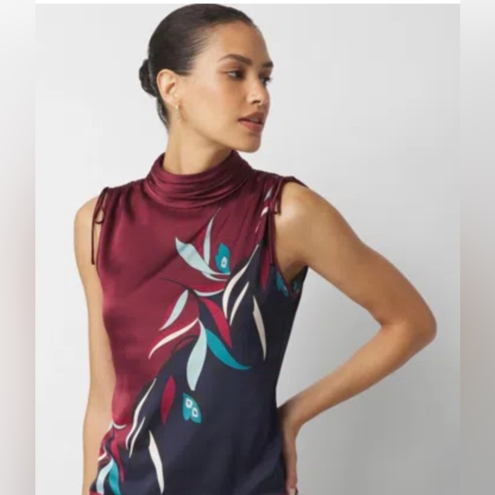 White House Black Market Burgandy Navy Top Shell Ruched Mock Neck XS